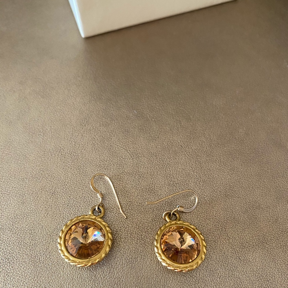 Gorgeous gold and orange earrings